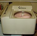 Ice cream maker