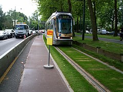 Terminus temporaire de Herrman-Debroux en 2008 (le quai n'est pas encore terminé).