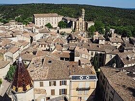 Uzès