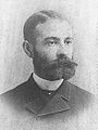 Daniel Hale Williams était d'origine écossaise-irlandaise et afro-américaine. Bien que les membres de sa famille soient devenus blancs, il servait exclusivement et s'identifiait avec les Afro-Américains.