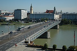 El ancho puente de los Nibelungos