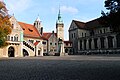 Burgplatz, con il castello di Dankwarderode, il Duomo, la statua del leone e il municipio.