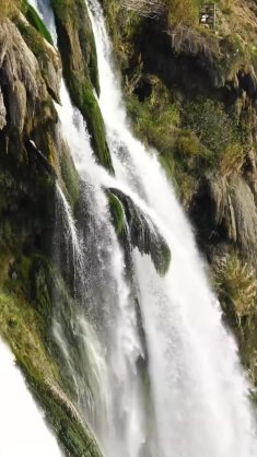 cascading waterfall live wallpaper