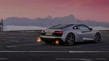 audi r8 in the morning light live wallpaper