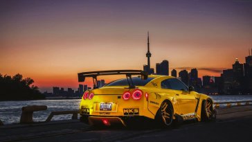 yellow nissan-gtr live wallpaper